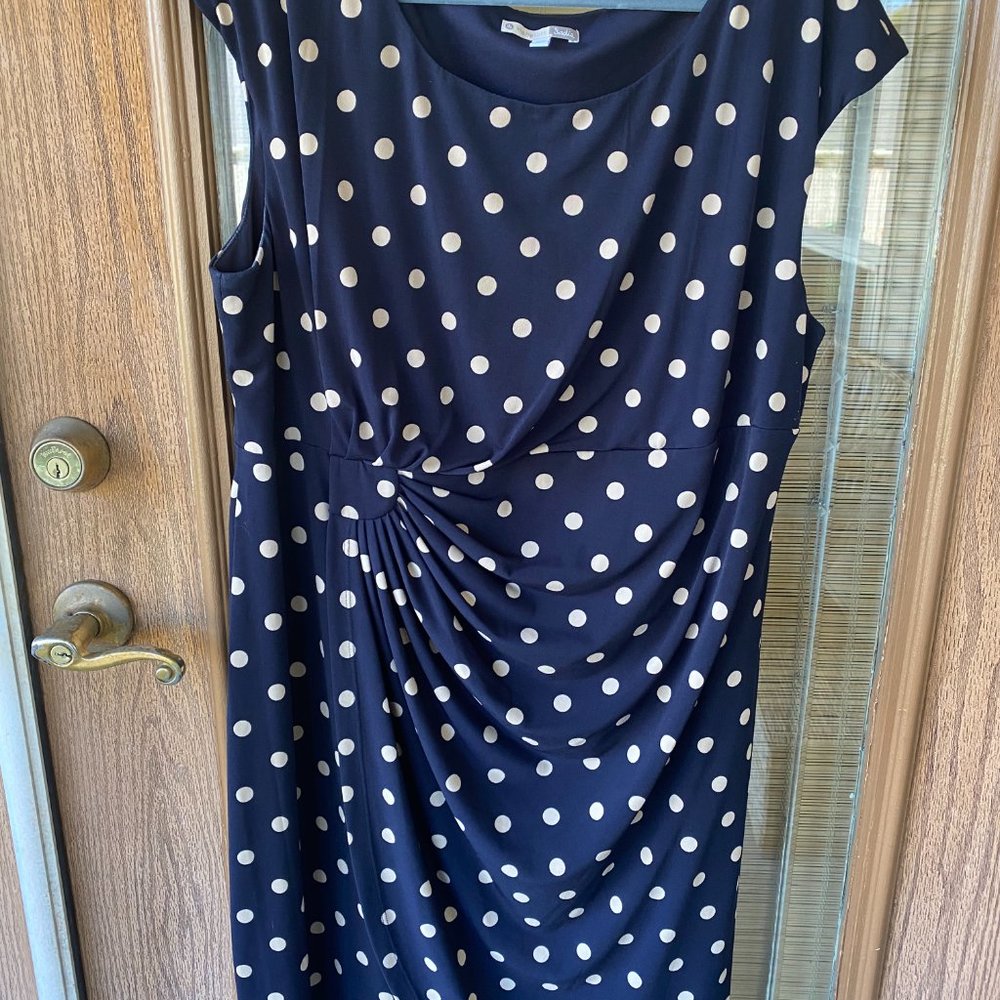 Navy polka-dot dress. Size 20W. - Picture 1 of 4